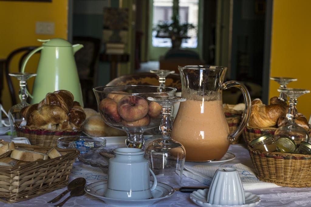 Bed & Breakfast La Dimora Del Genio 3*