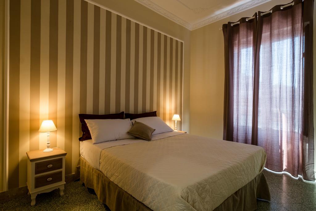 Apartment Mille E Notte / Station *