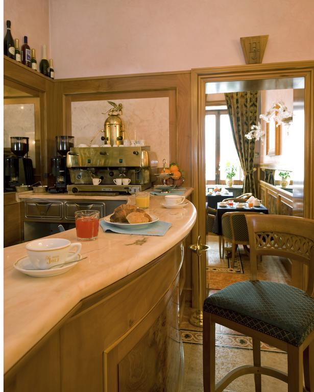 Joli Hotel 3*