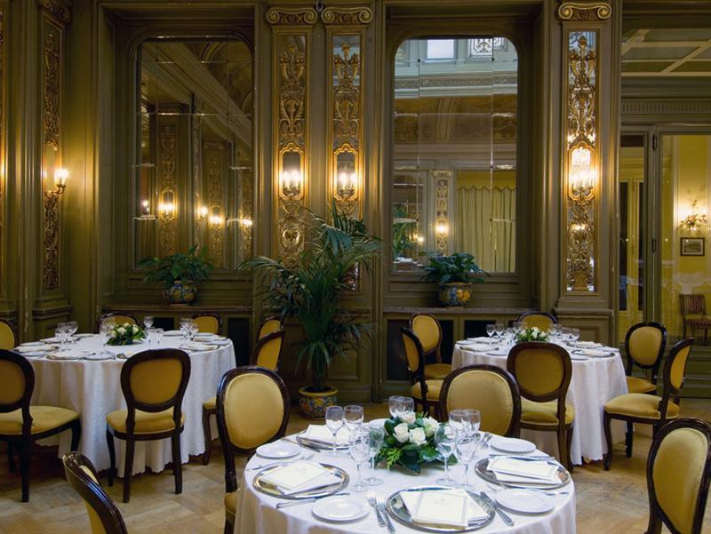Hotel Grand Et Des Palmes 5*