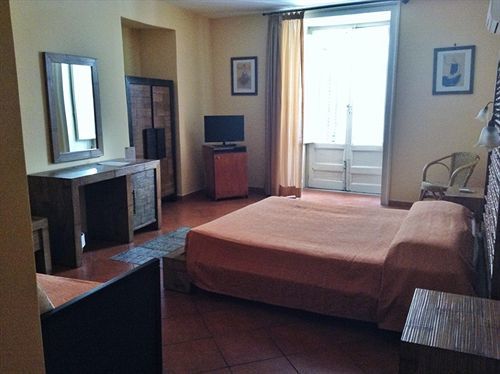 Casa de hóspedes Kalamarina 2*