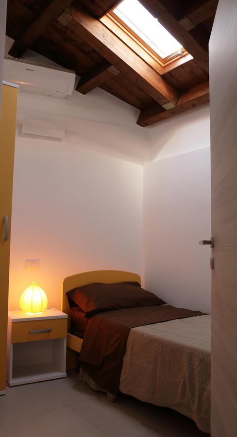 Papyri Apartment