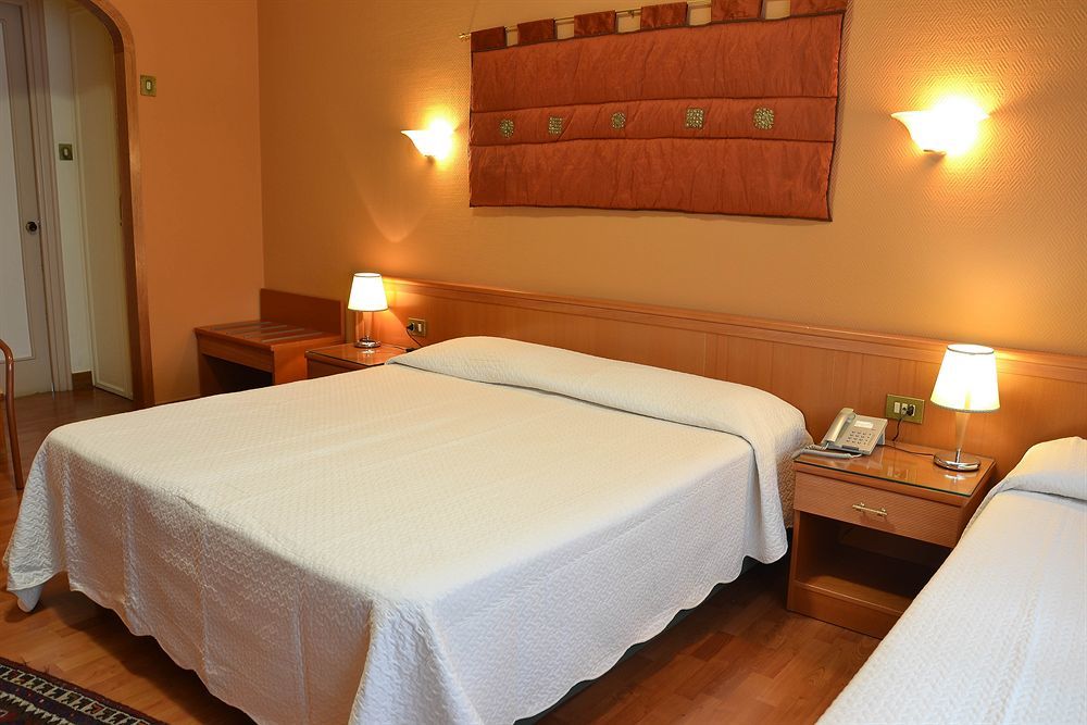 Hotel Gardenia 2*