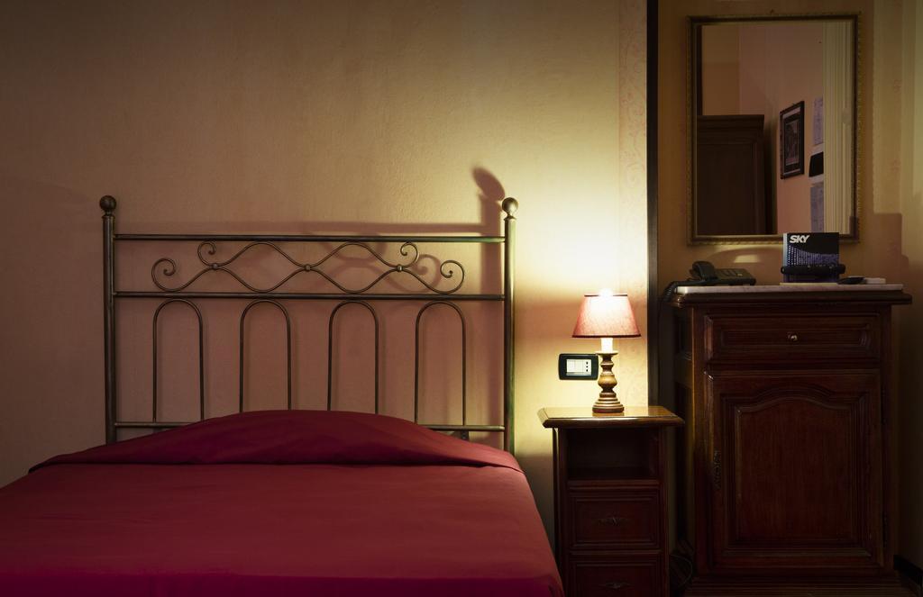 Hotel Esperia 3*