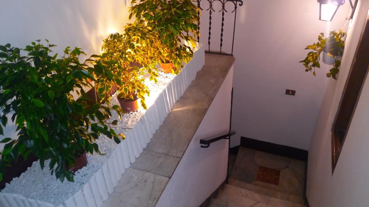 Al Cortile Di Maqueda Apartamento *