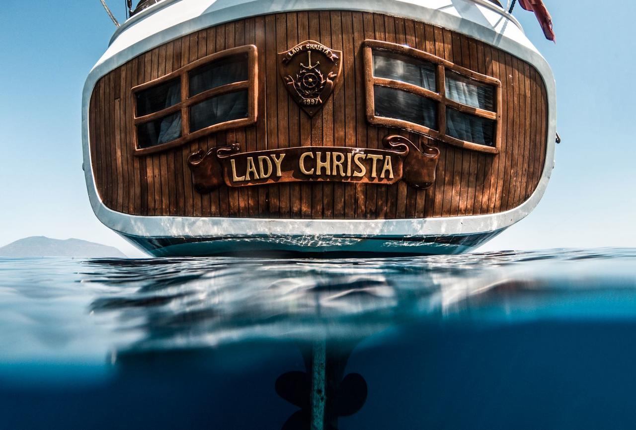 Botel Lady Christa *