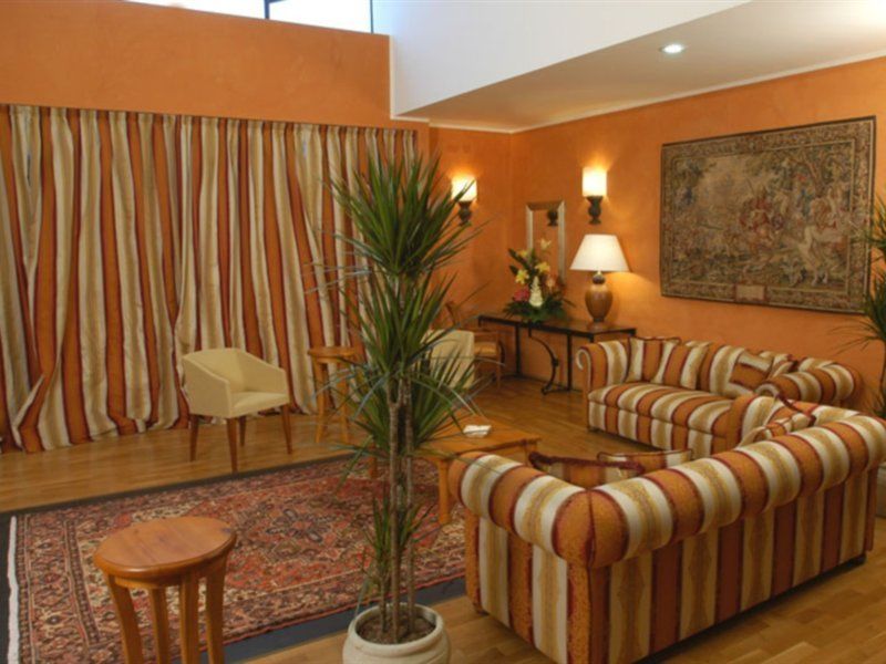 Hotel Gallery House