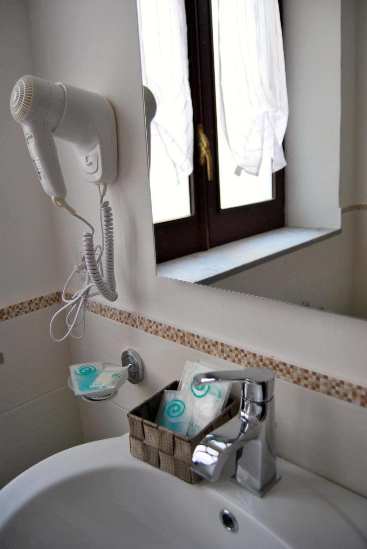 Il Quadrifoglio Room&