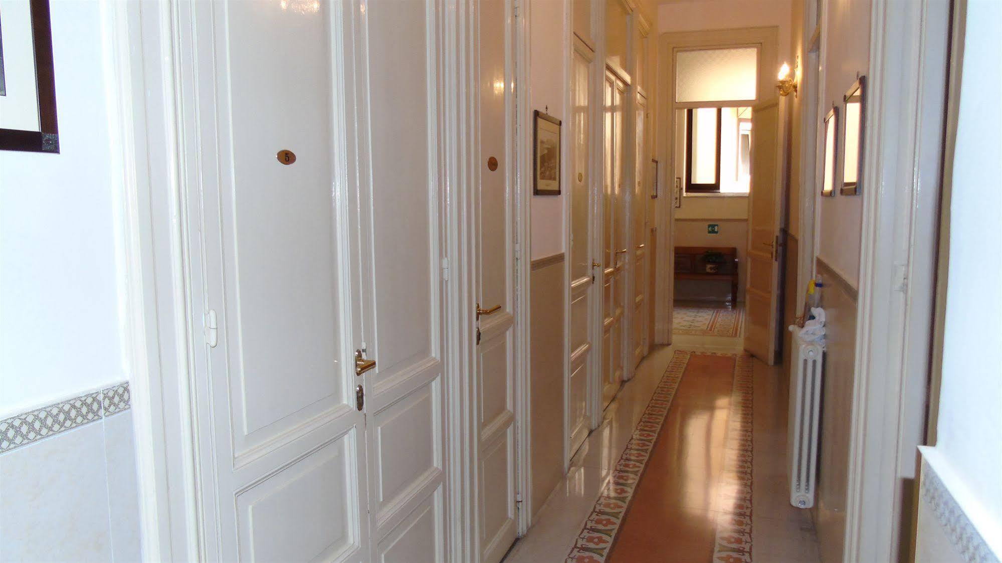 Cavour * Palermo