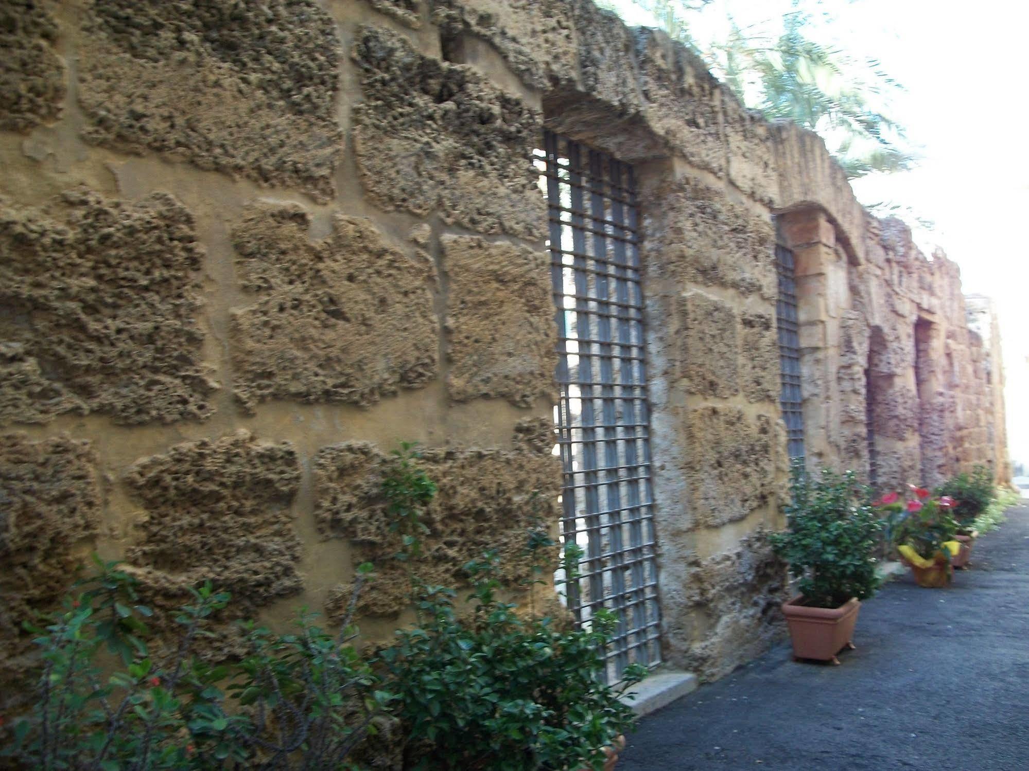 Giardino Dell’alloro - Locazioni Turistiche Bed & Breakfast Palermo