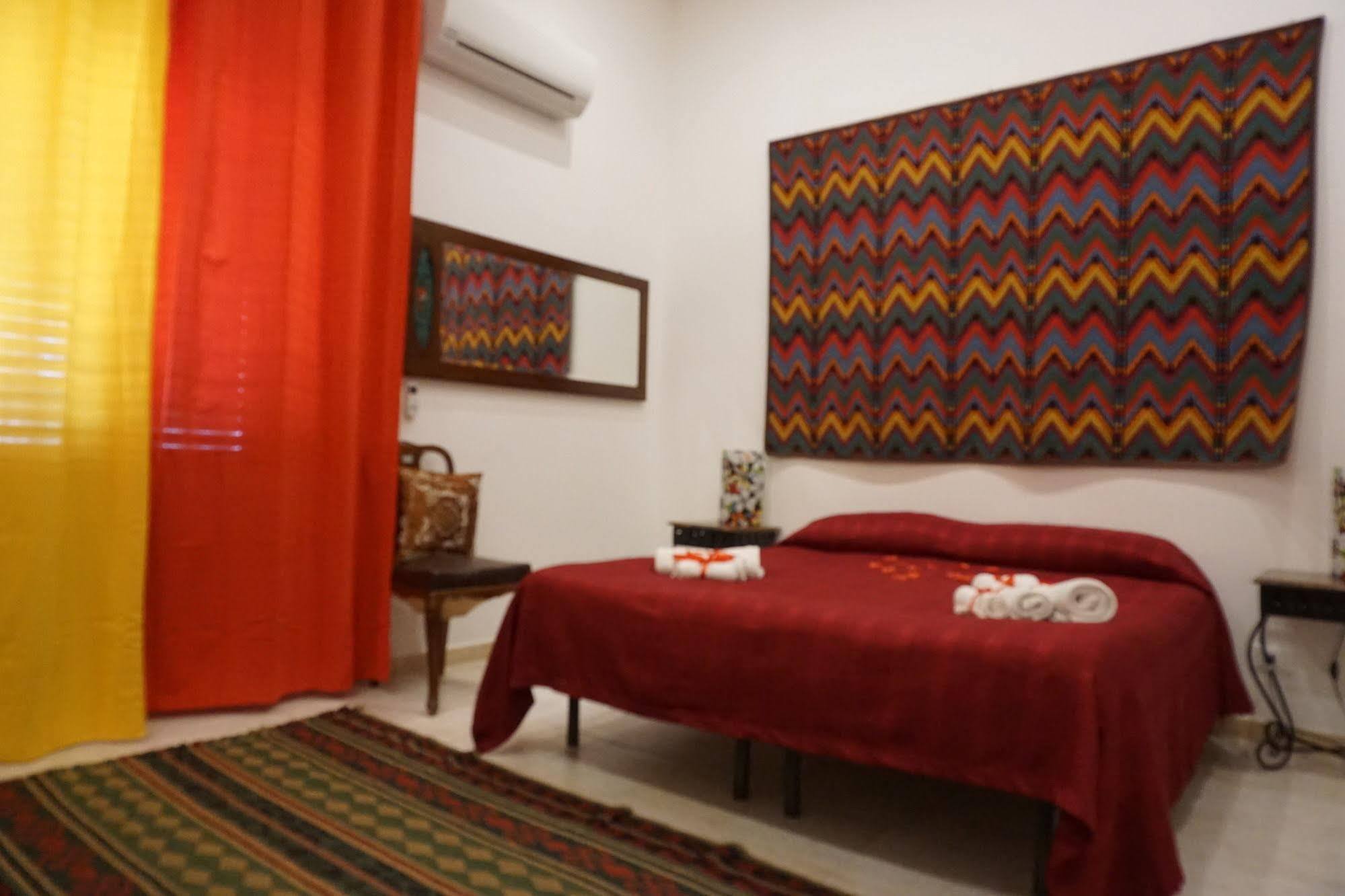 La Casa Dei Limoni Bed & Breakfast 2*