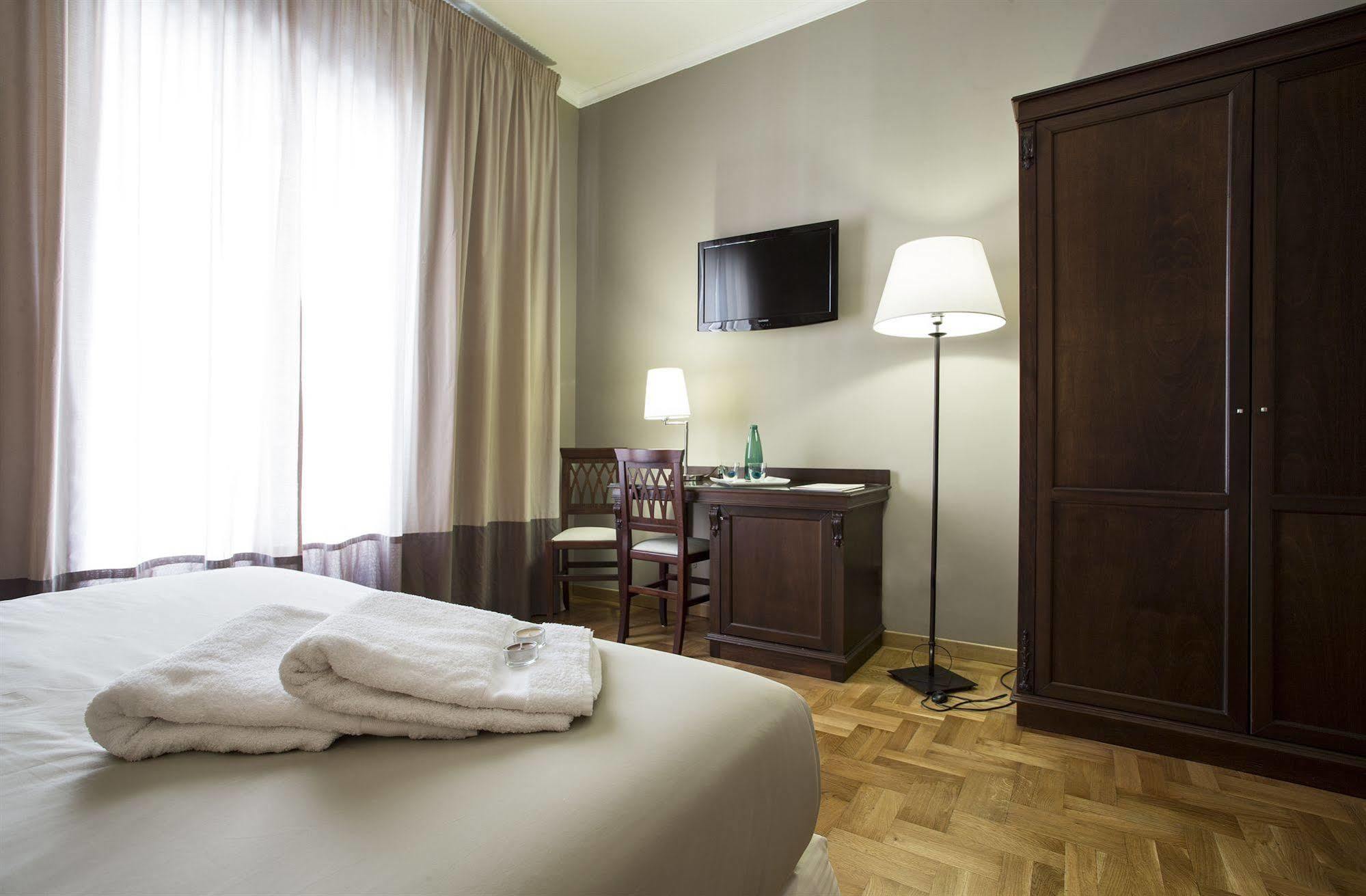 Hotel Gallery House