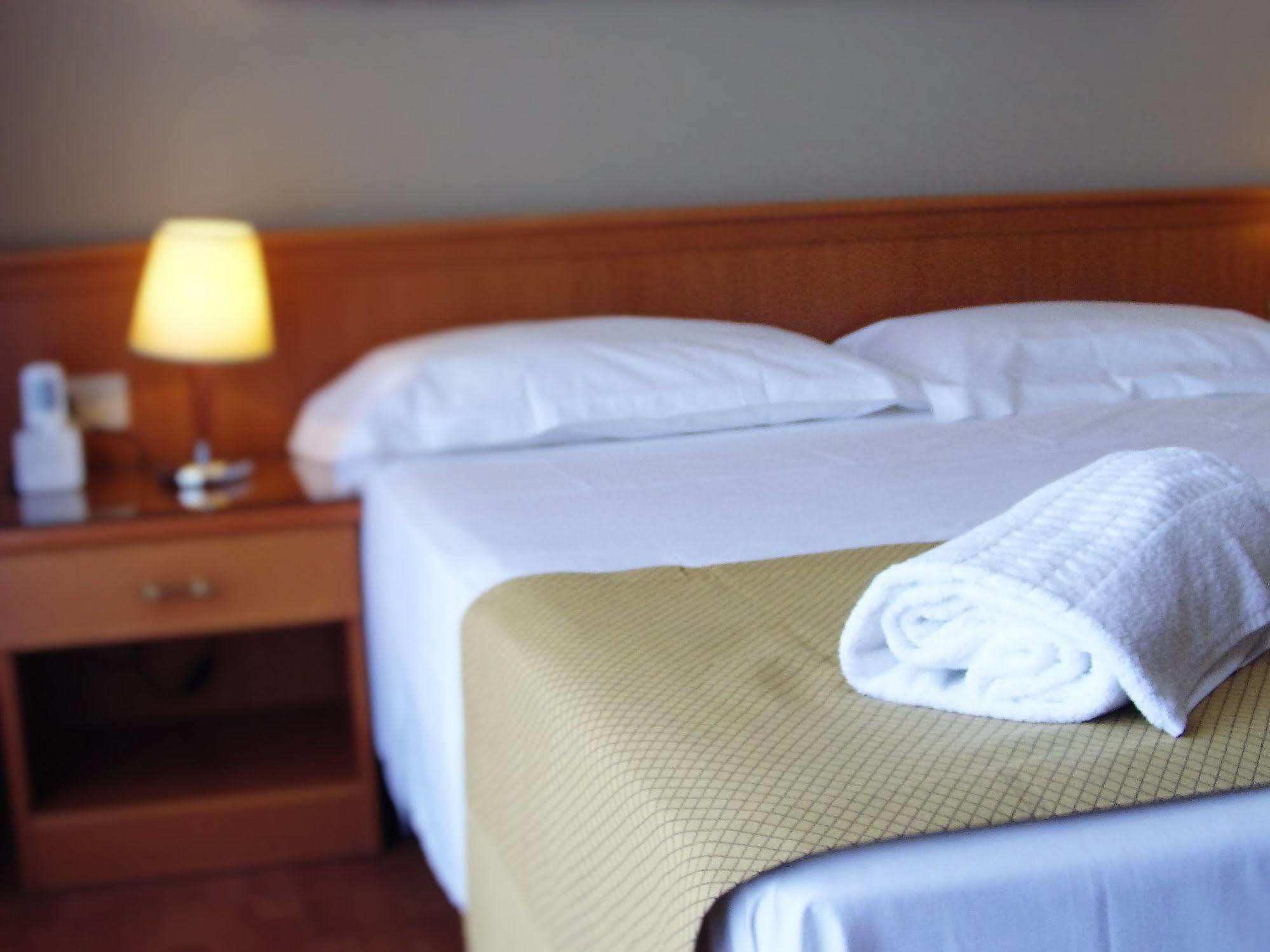 Gallery House Hotel 3*