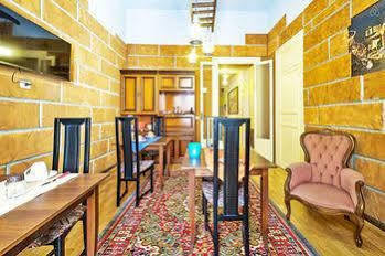 Hollywood Inn Palermo