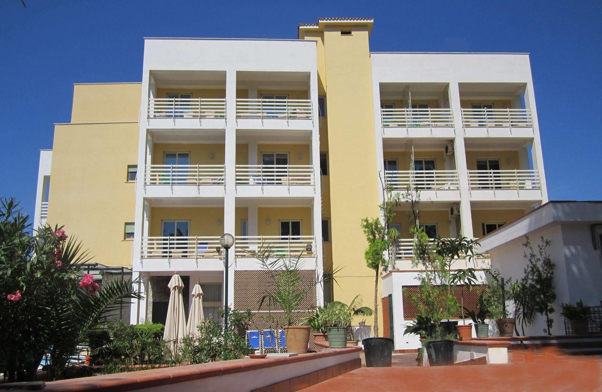 Hotel Conchiglia D'oro 3*