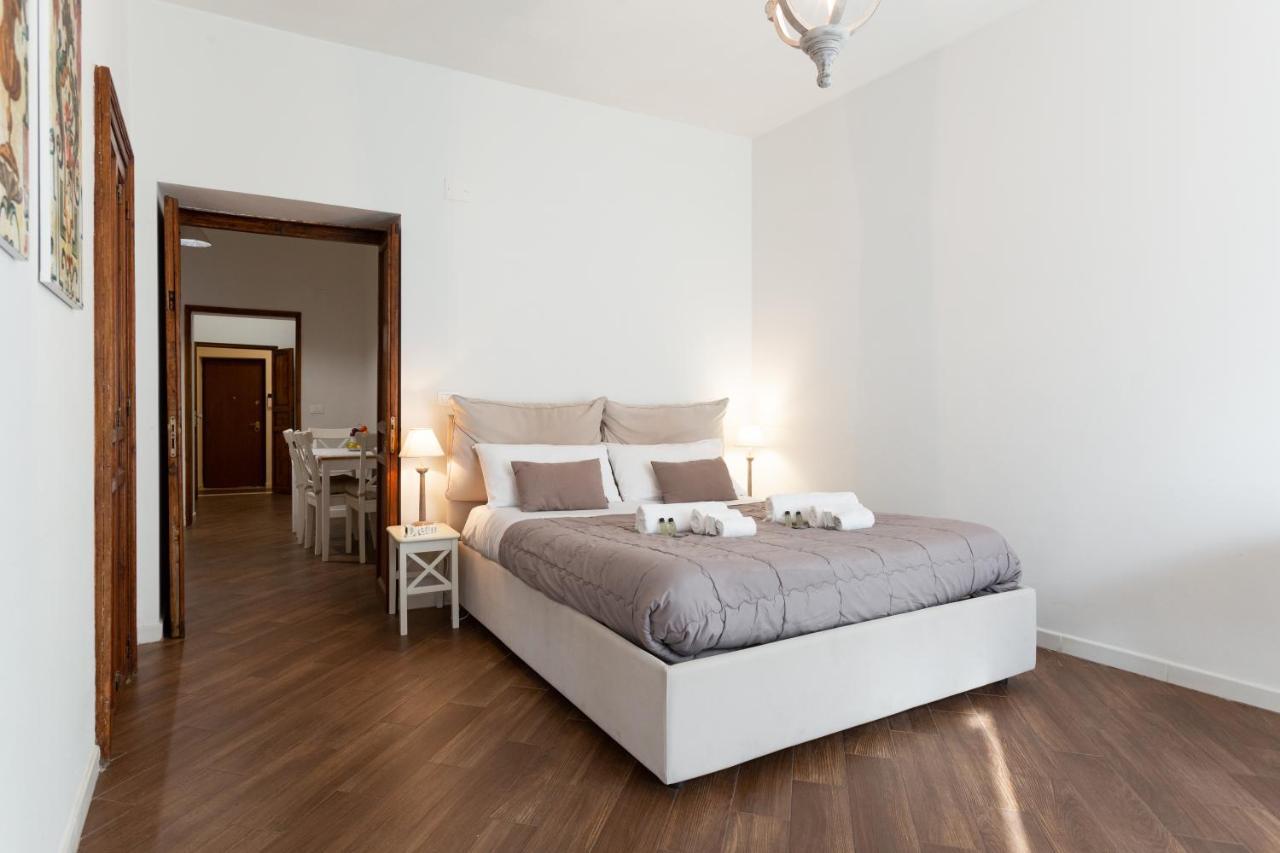 Quattro Canti Charming Flat Palermo