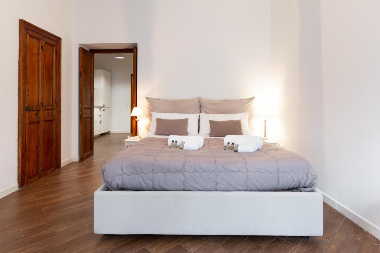 Quattro Canti Charming Flat Palermo
