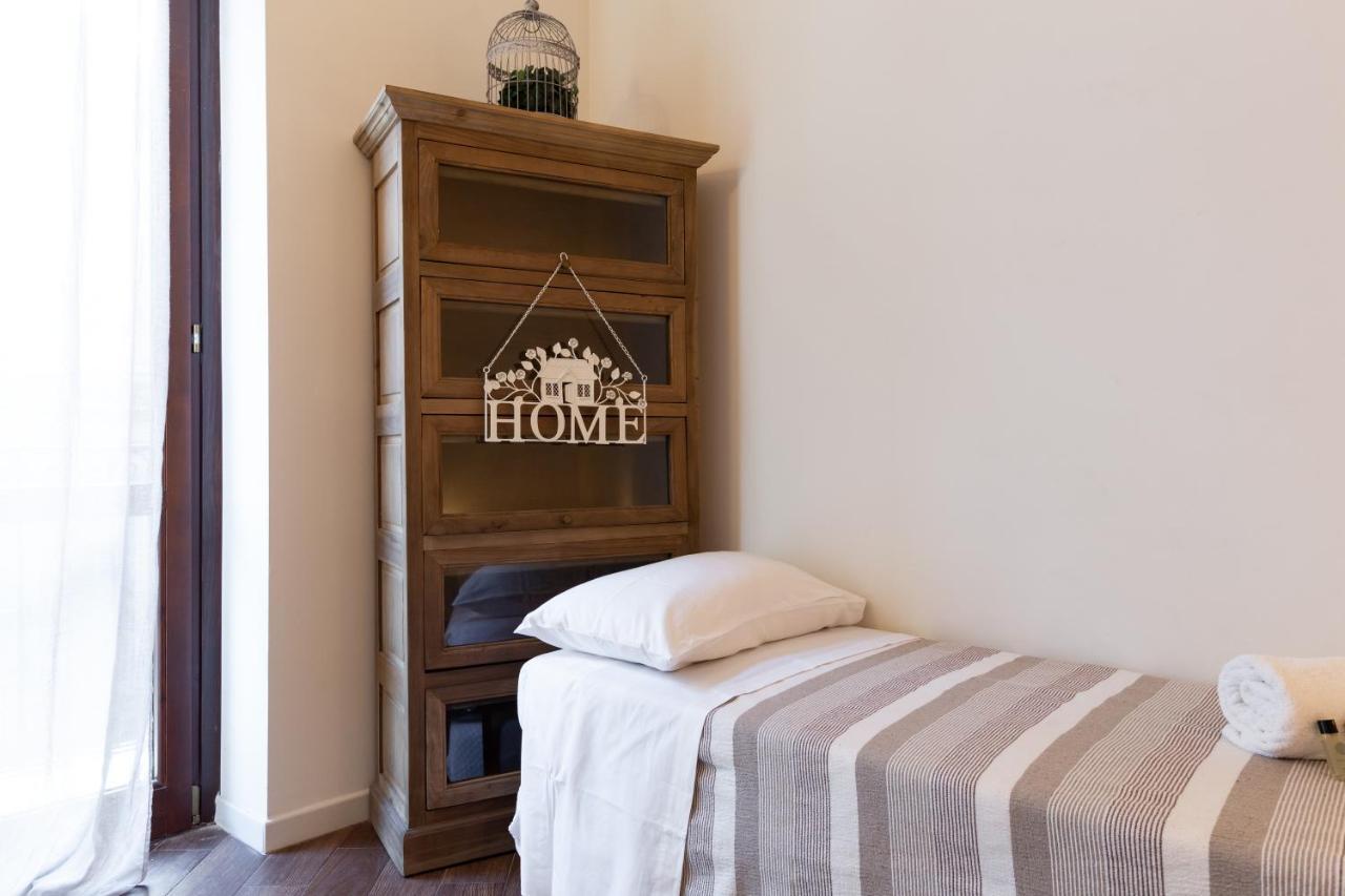 Apartment Quattro Canti Charming Flat