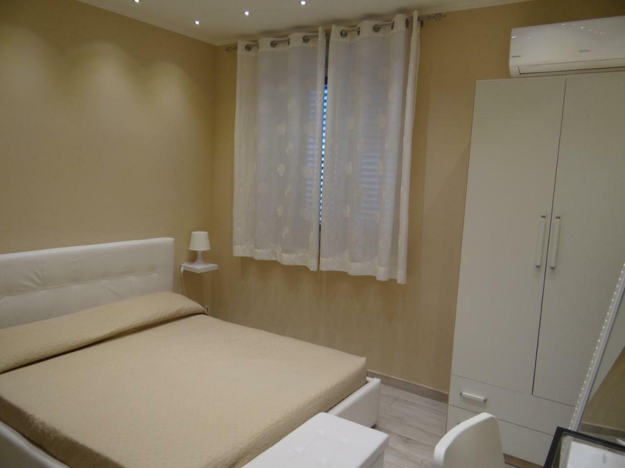 Bed & Breakfast Montecarlo Palace Palermo