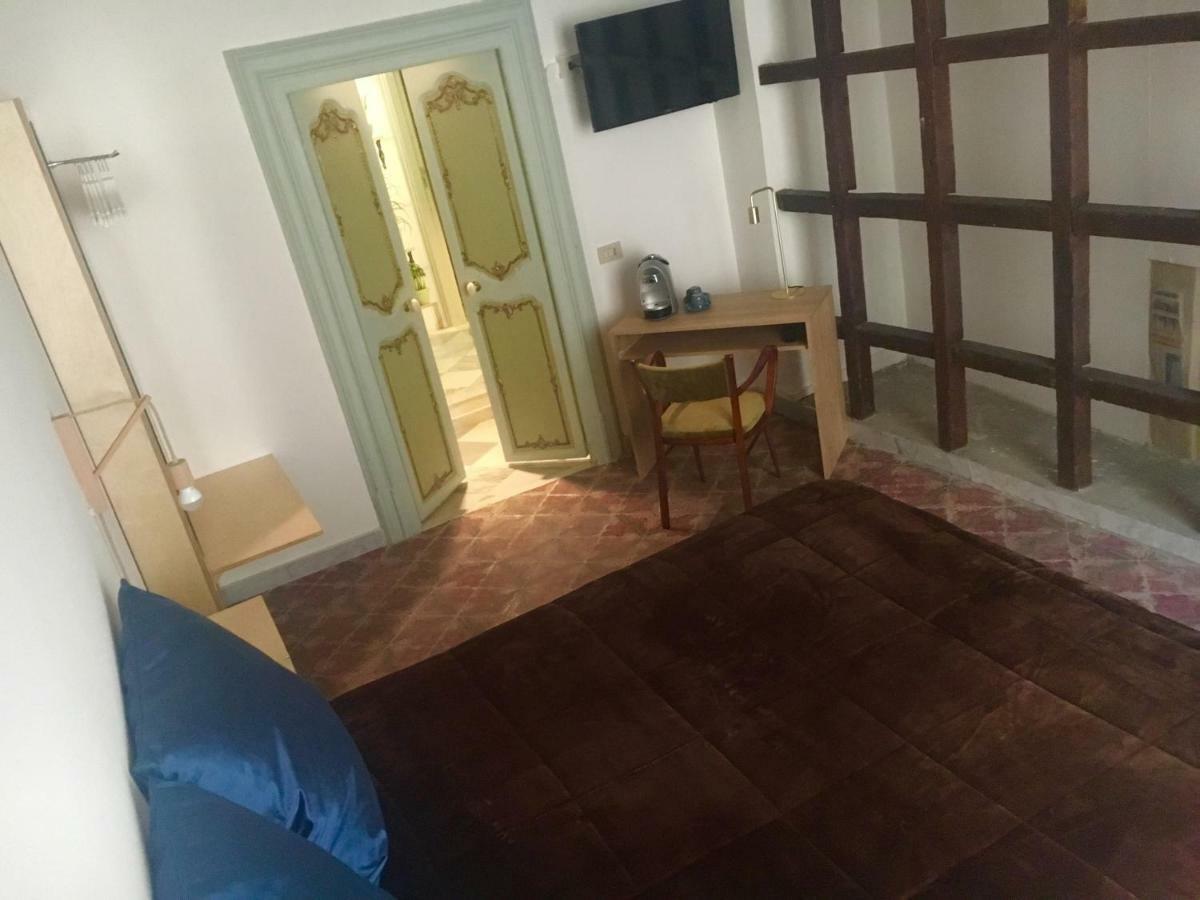 Pal Art & Bed & Breakfast *