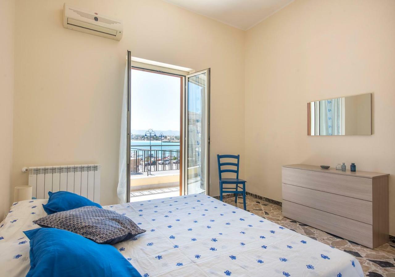 Casetta Vista Mare In Piazza A Mondello Apartment Palermo