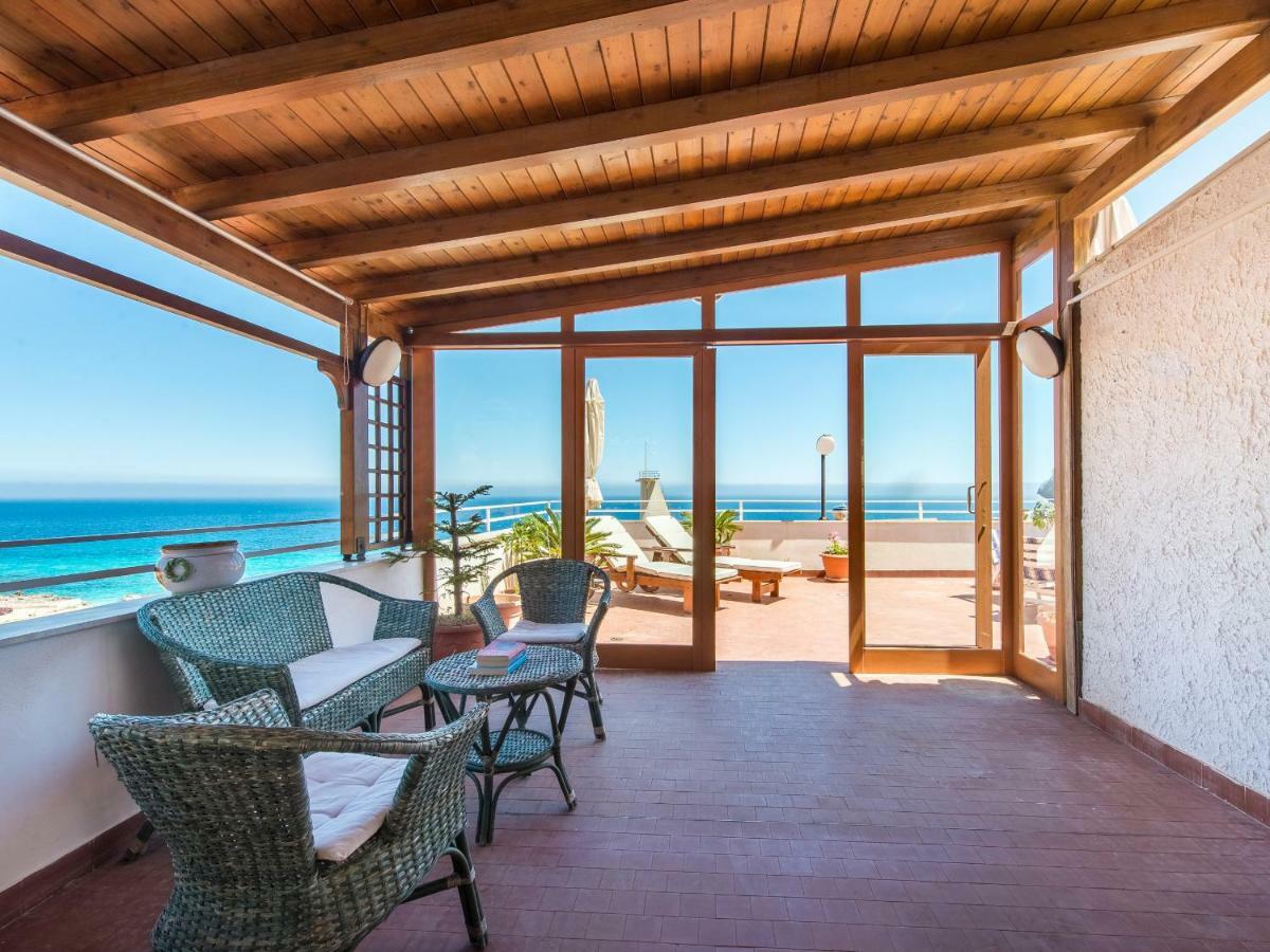 Casa Con Terrazza Sul Mare All'addaura * Palermo
