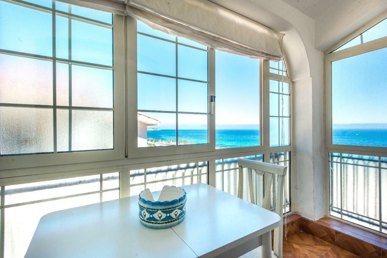 Casa Con Terrazza Sul Mare All'addaura * Palermo