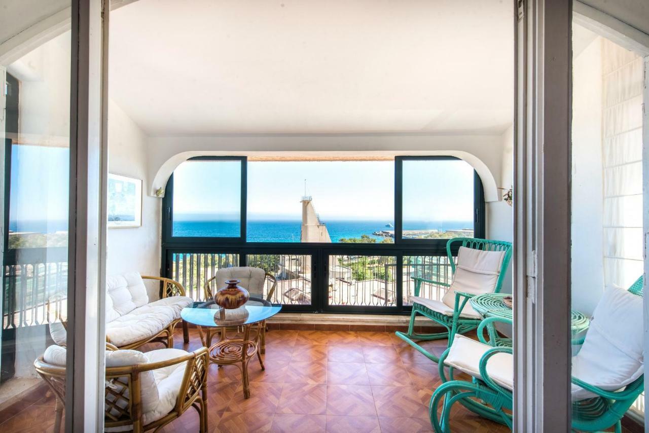 Apartment Casa Con Terrazza Sul Mare All'addaura *