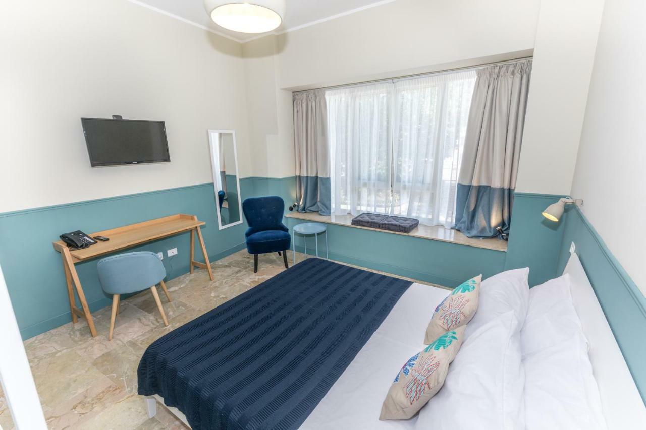 Bed & Breakfast Leone & Restaurant 3*