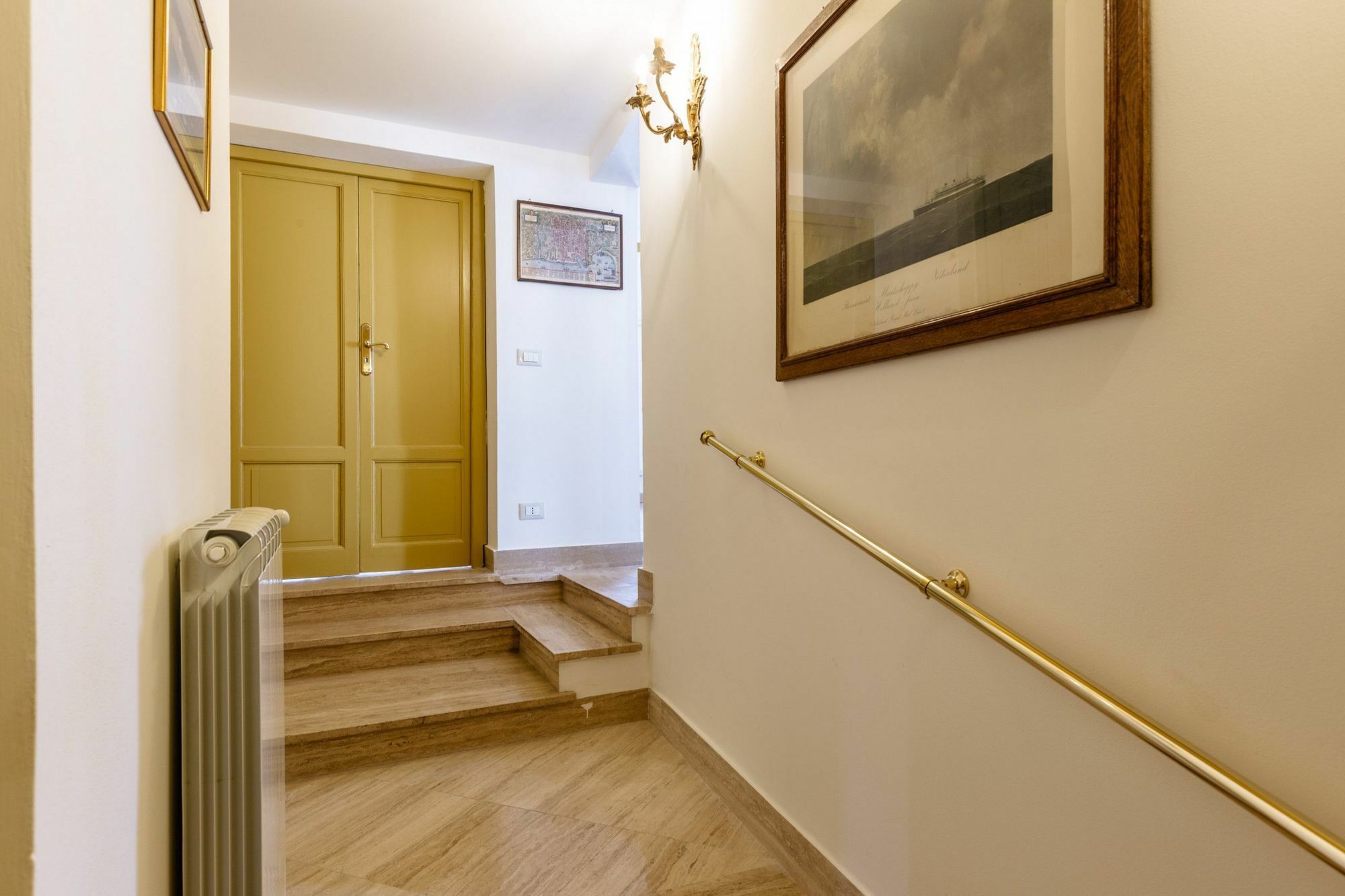 Sant'elia Prestige With Balcony *