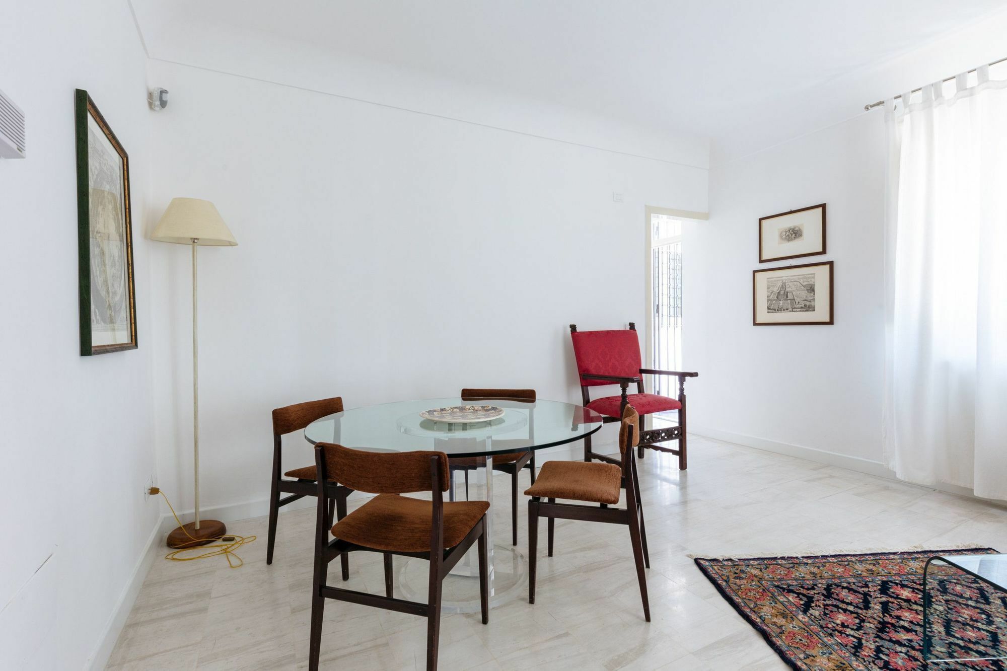 Sant'elia Prestige With Balcony Apartment