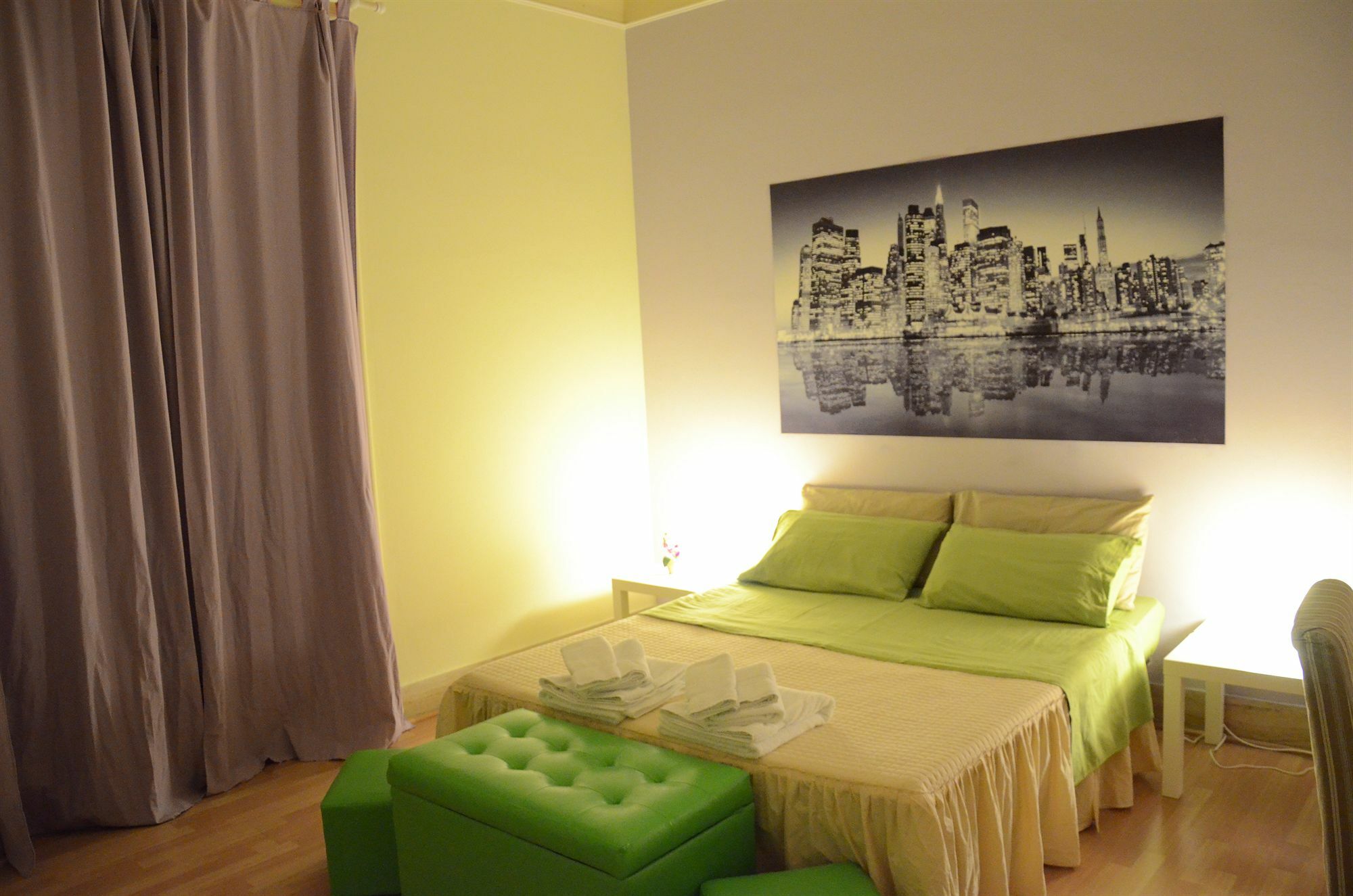 A To Casa Bed & Breakfast 2*