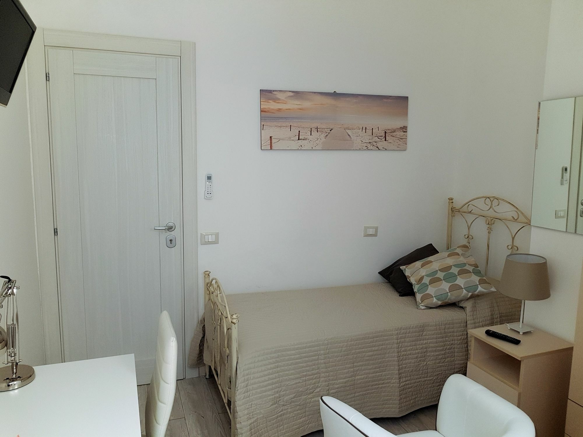Apartment Elegante E Moderno Al Politeama Palermo