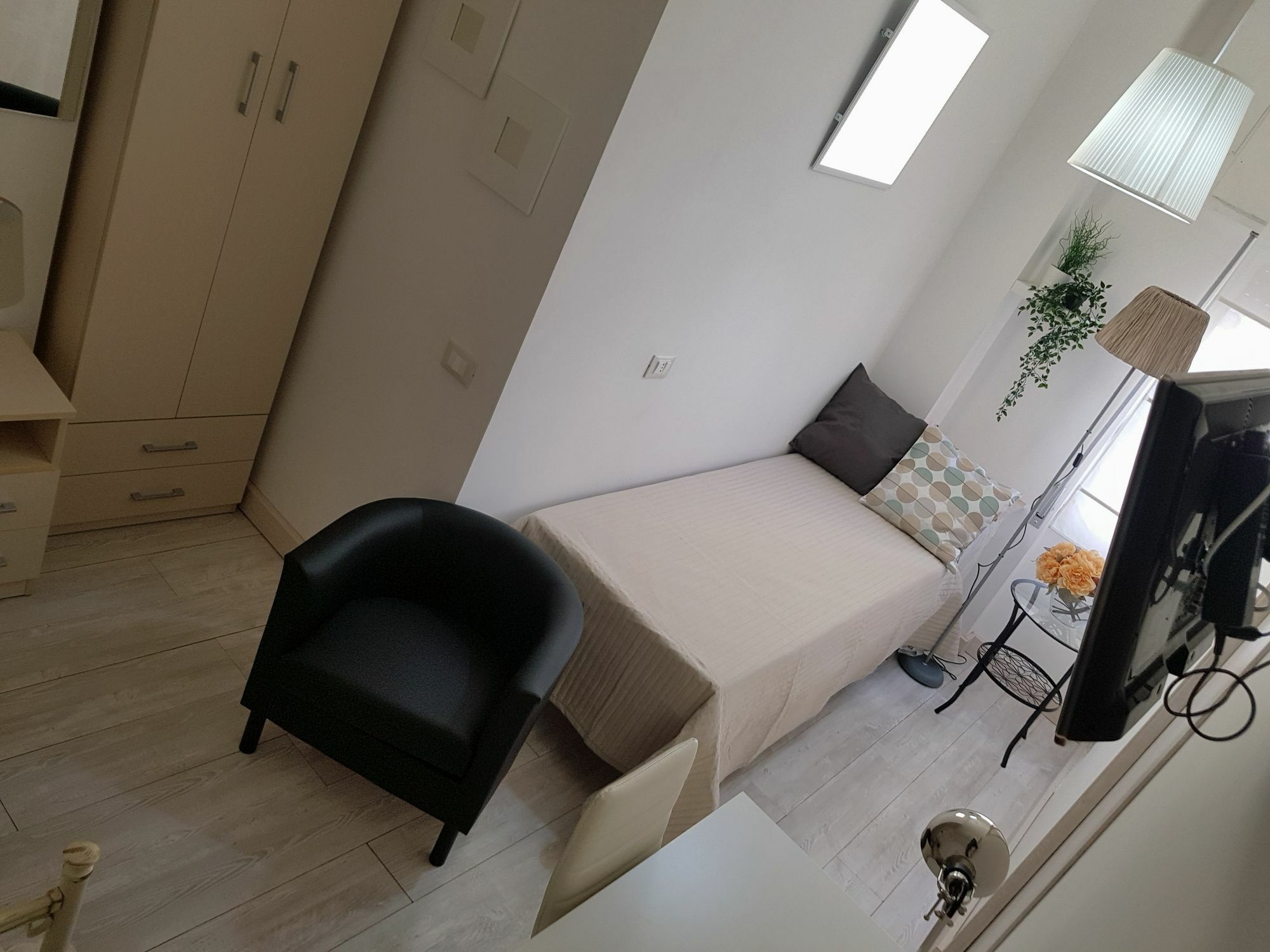 Elegante E Moderno Al Politeama Apartment *