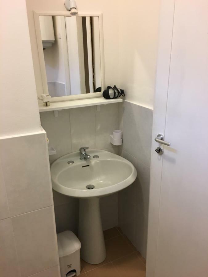 Bed & Breakfast Room61 *
