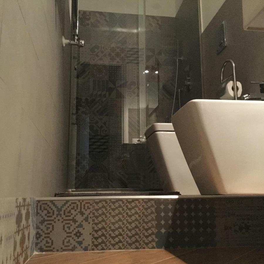 Maqueda Suiterooms Bed & Breakfast *