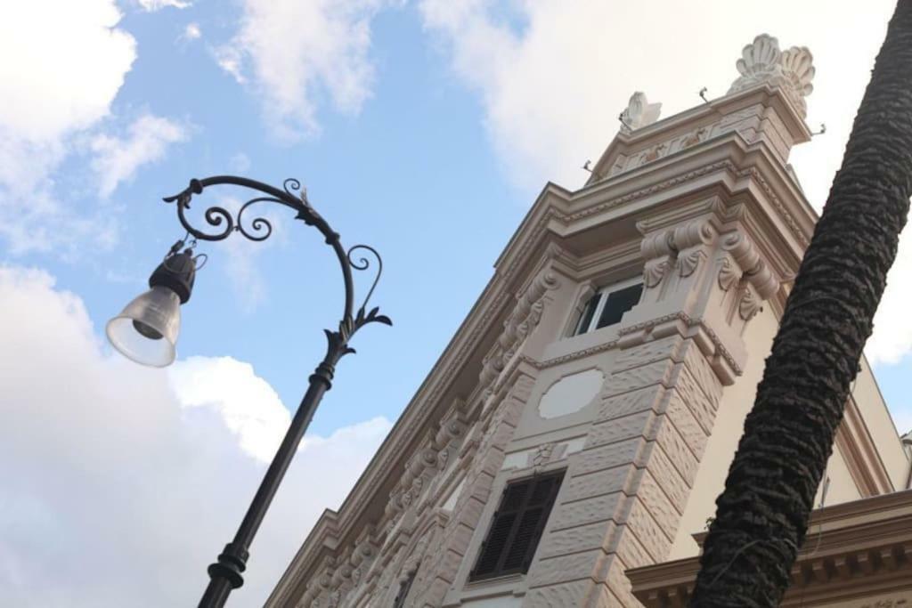 Palazzo Moncada Apartment *