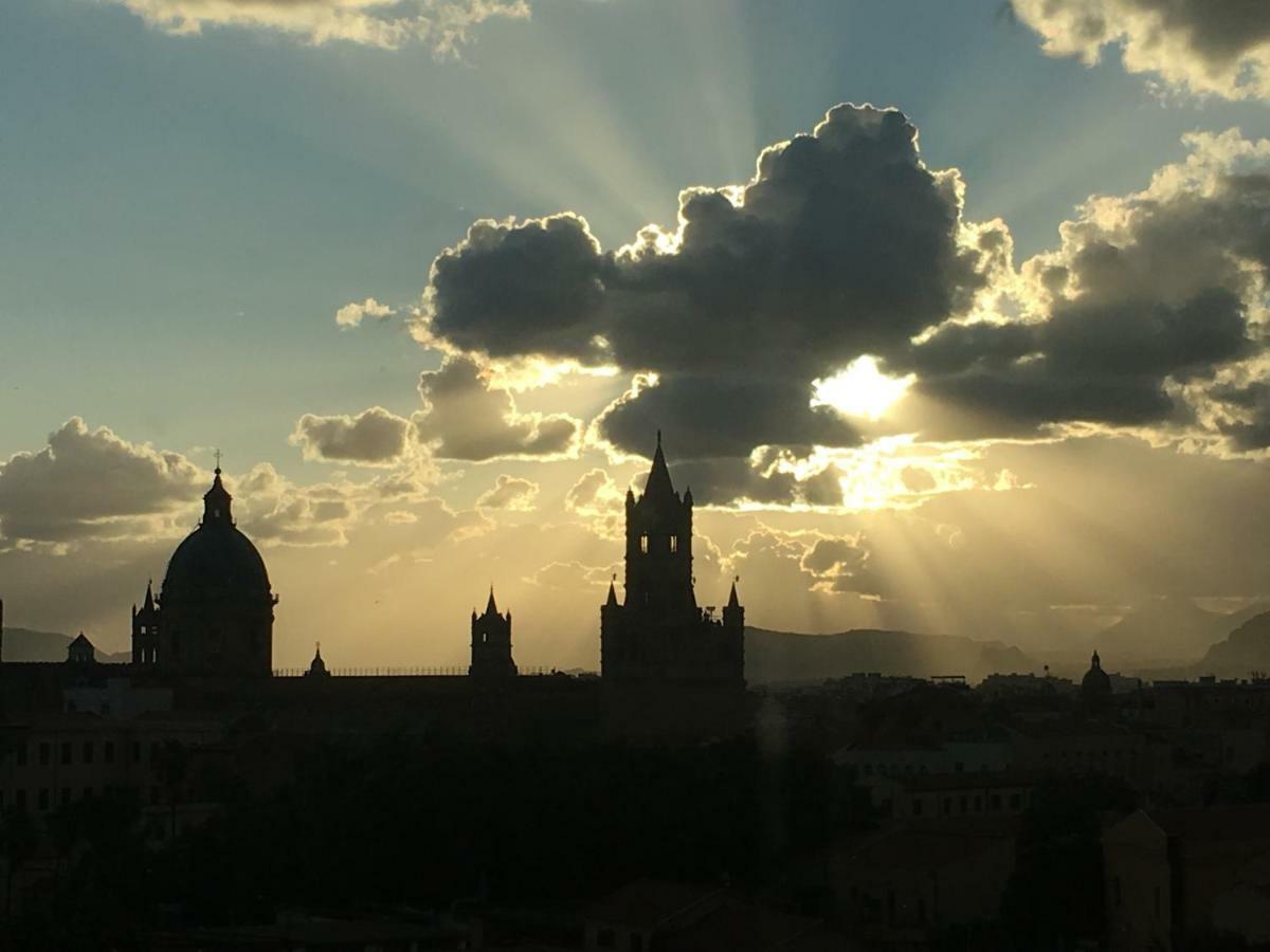Homestay Camera-attico Luminoso Con Terrazza *