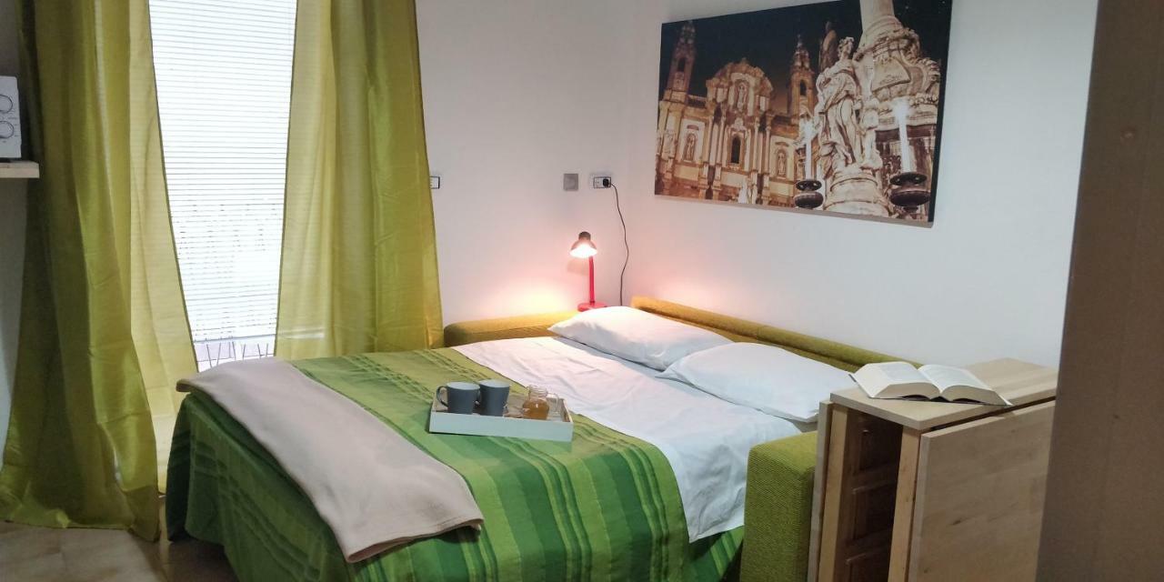 Apartment N21 *