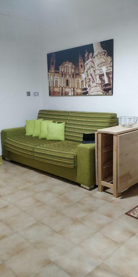 N21 Apartment *