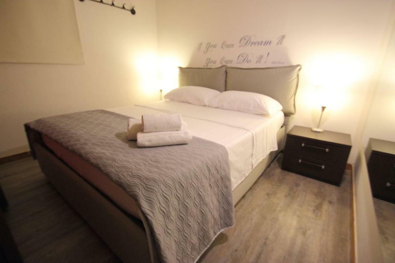 Firriato Di Villafranca Apartment