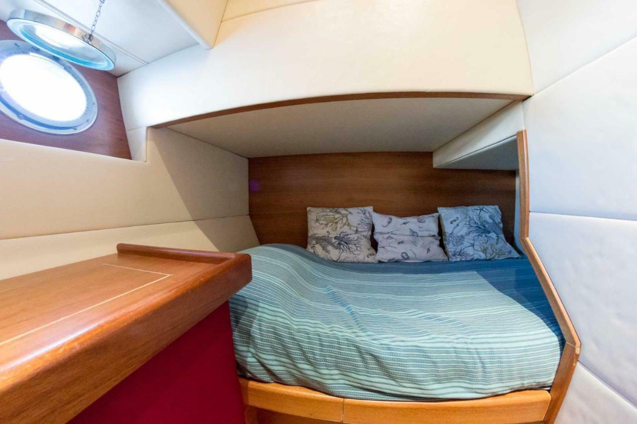 Minicrociereinbarca Botel Palermo