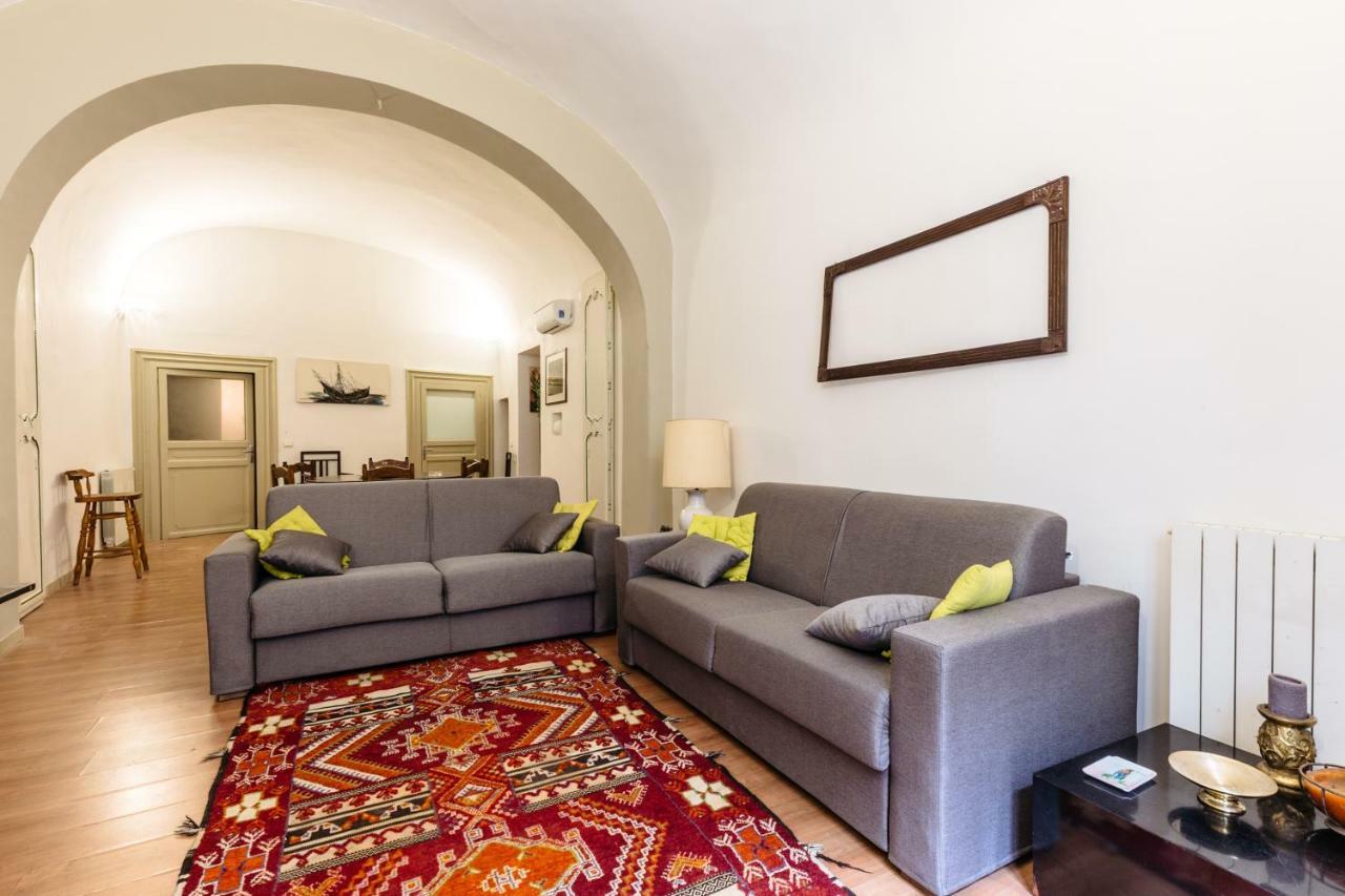 Barbera Via Parlamento Apartment *