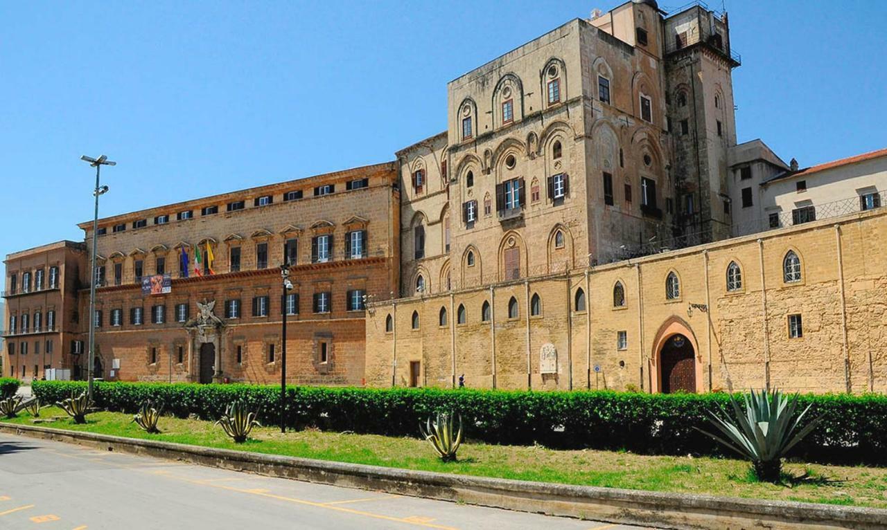 Apartment Palazzo Filangeri Di Amorosa