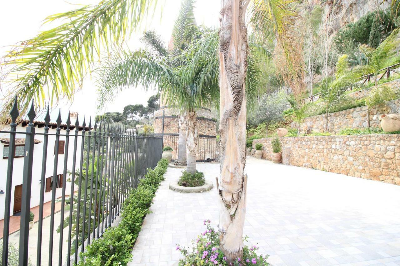 Villa Privata - Private *