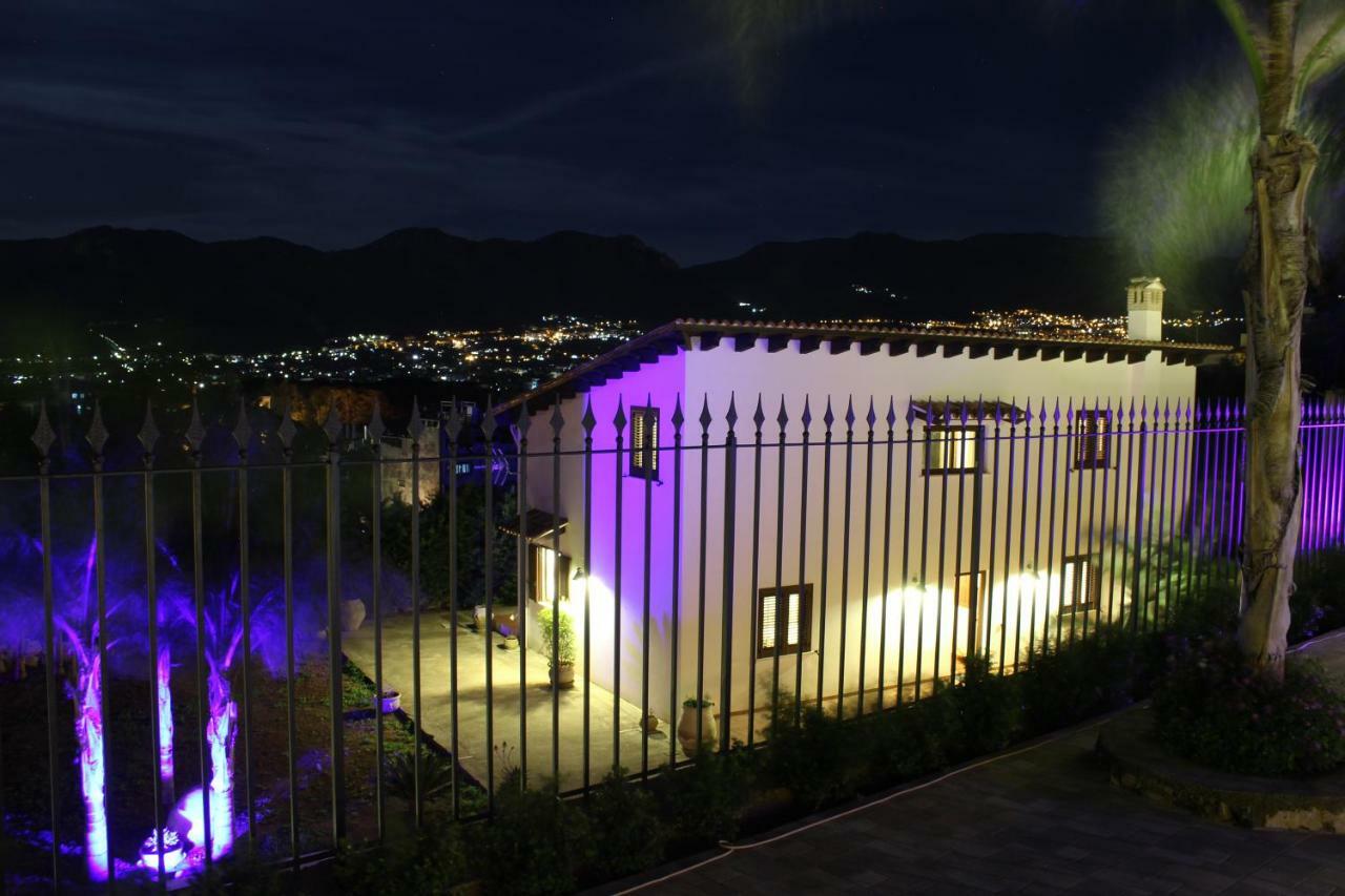 Villa Privata - Private *