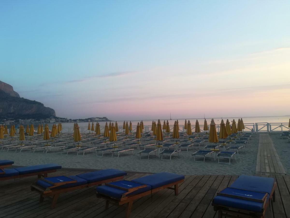 La Stanza Di Angi A Mondello
