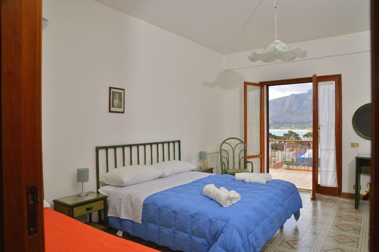 Mondello Villa *