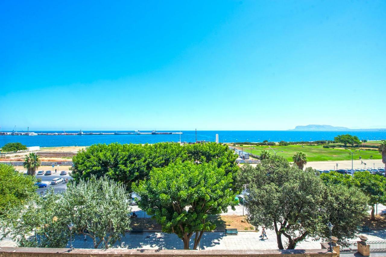 Amazing Sea View In Historic Building In Downtown By Wonderful Italy Apartment Palermo
