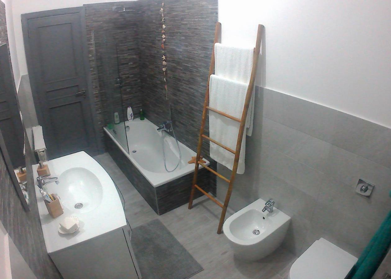 Homestay Ausonia House
